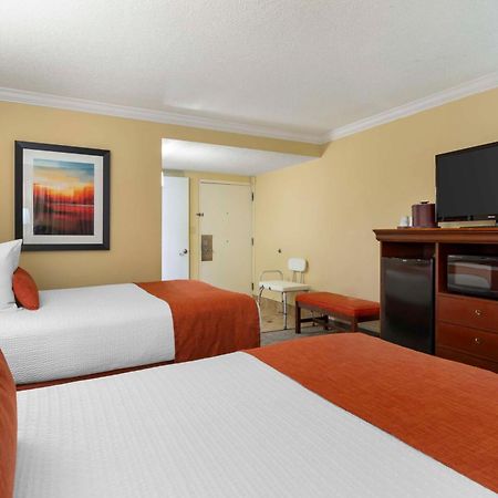Best Western Plus Burlington Luaran gambar