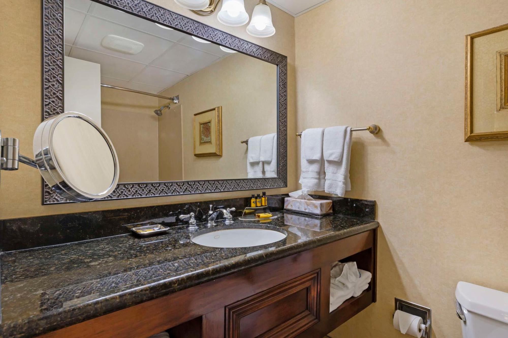 Best Western Plus Burlington Luaran gambar