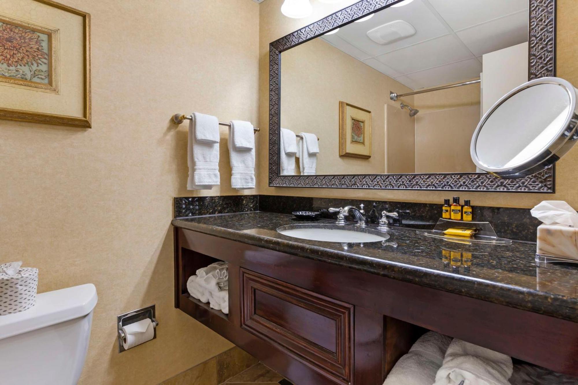 Best Western Plus Burlington Luaran gambar