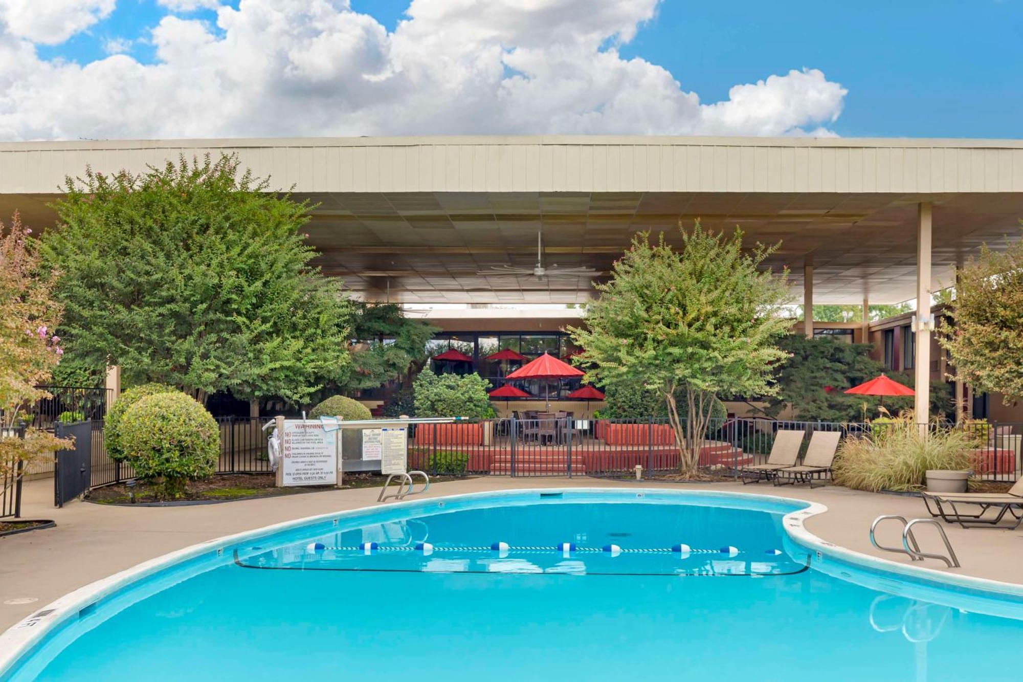 Best Western Plus Burlington Luaran gambar